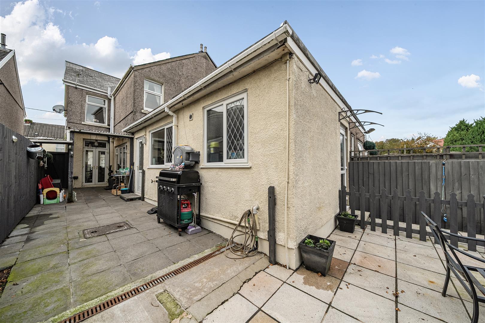 Brighton Road, Gorseinon, Swansea, SA4 4BW
